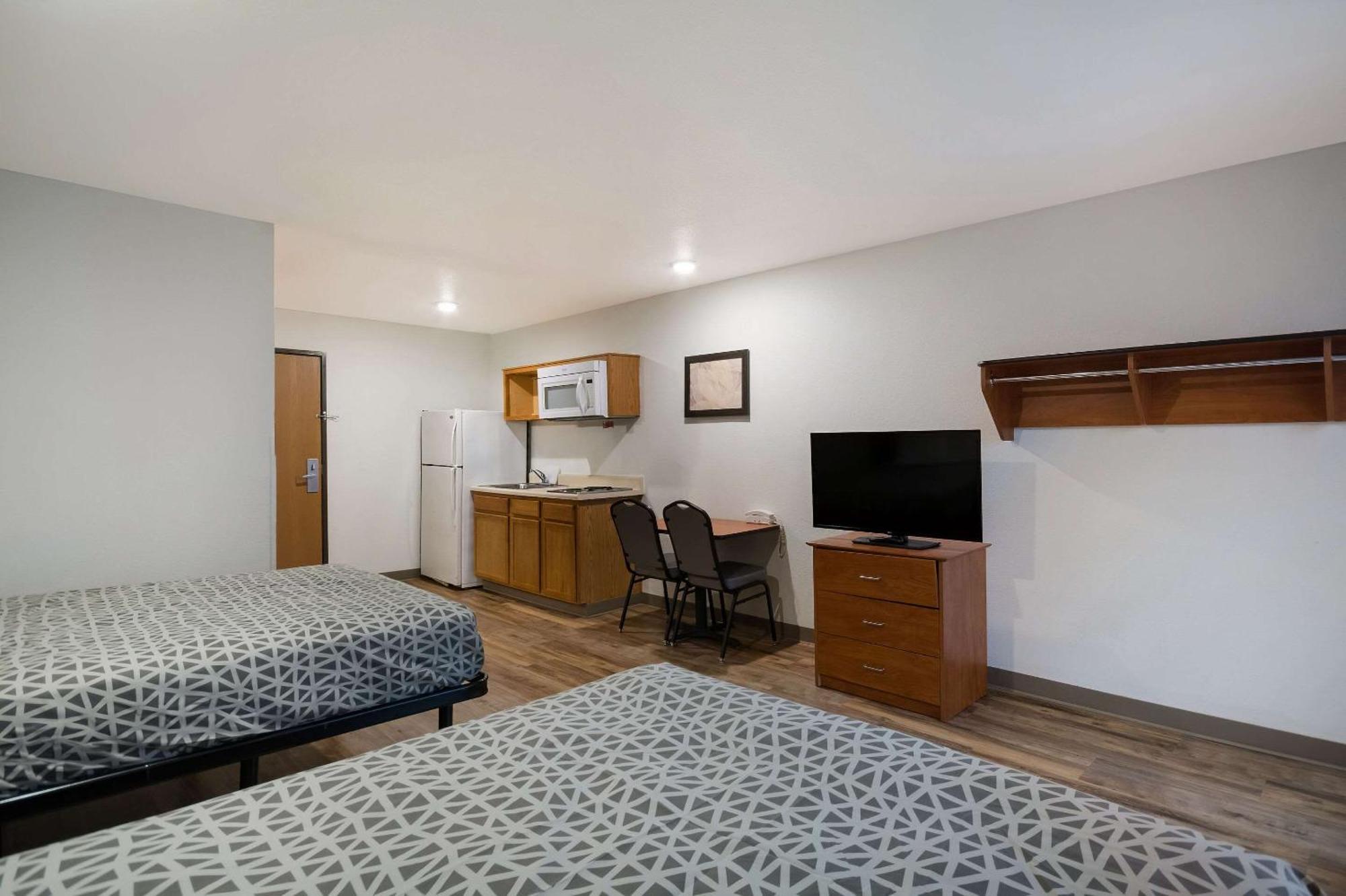 Woodspring Suites Columbia Fort Jackson Exterior photo