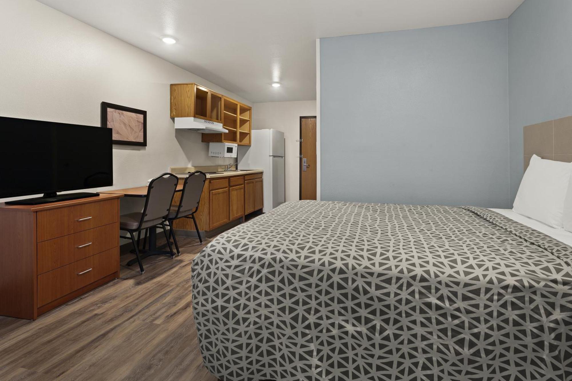 Woodspring Suites Columbia Fort Jackson Exterior photo