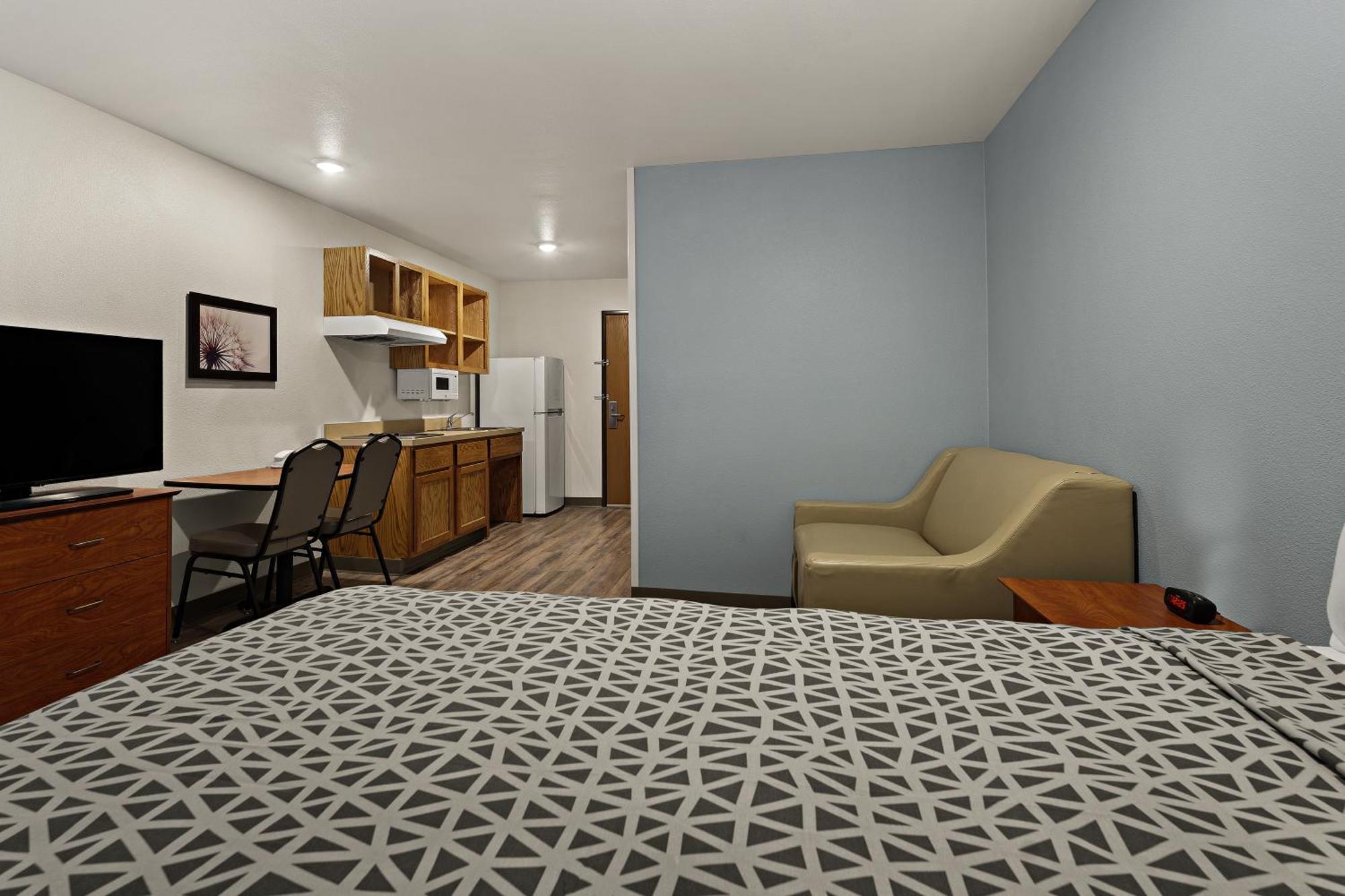 Woodspring Suites Columbia Fort Jackson Exterior photo
